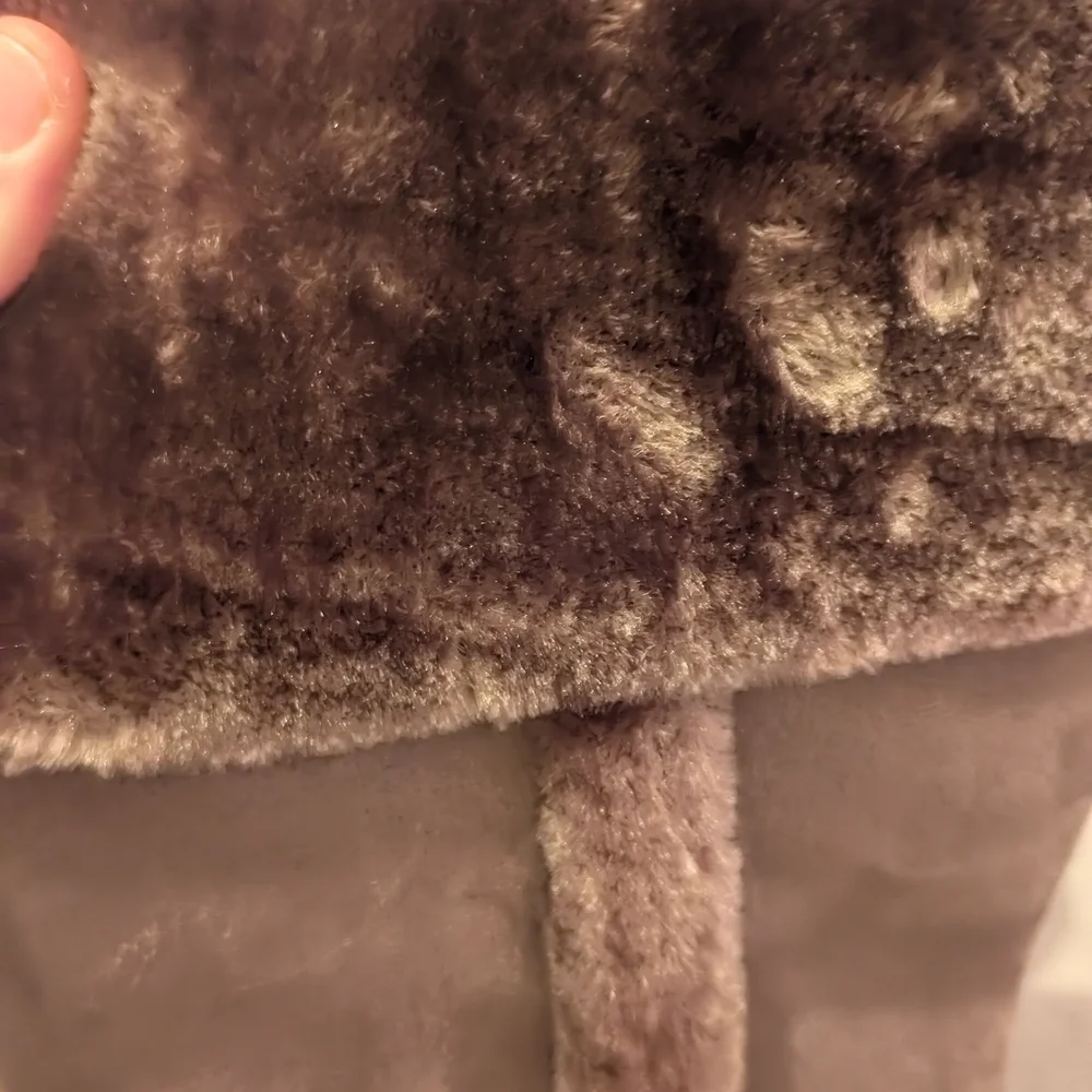 Cozy Brown Fur-Lined Boots - Picture 3 of 6